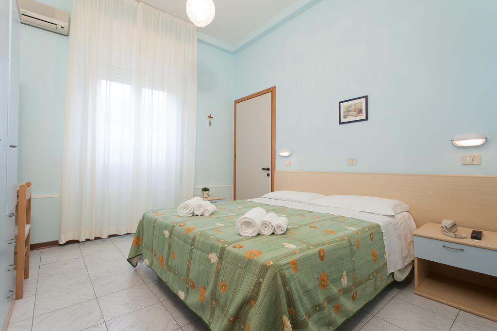 Hotel Santa Martina Вілла-Маріна Екстер'єр фото